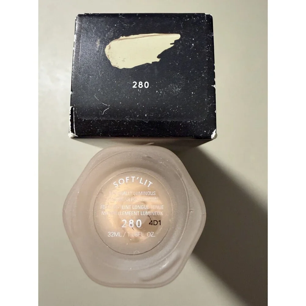 Fenty Beauty Soft'lit Liquid Foundation Medium Coverage Luminous Longwear 280